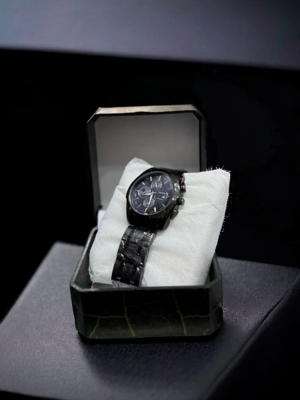 Men's formal analogue watch